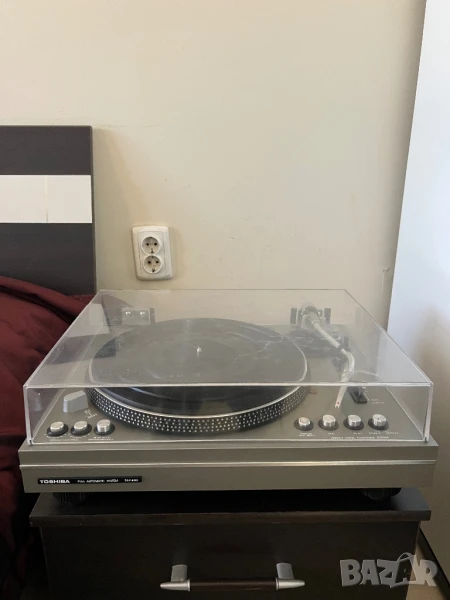 Toshiba SR-F430 Рядък модел на марката,работи безупречно,директ драйв., снимка 1