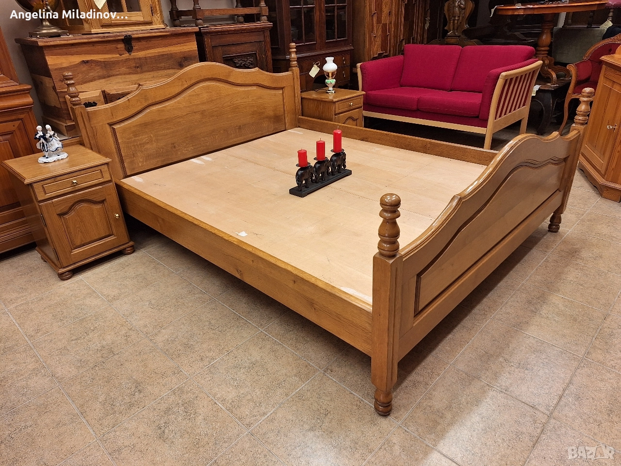 К - т спалня и две нощни шкафчета дъб масив , снимка 1