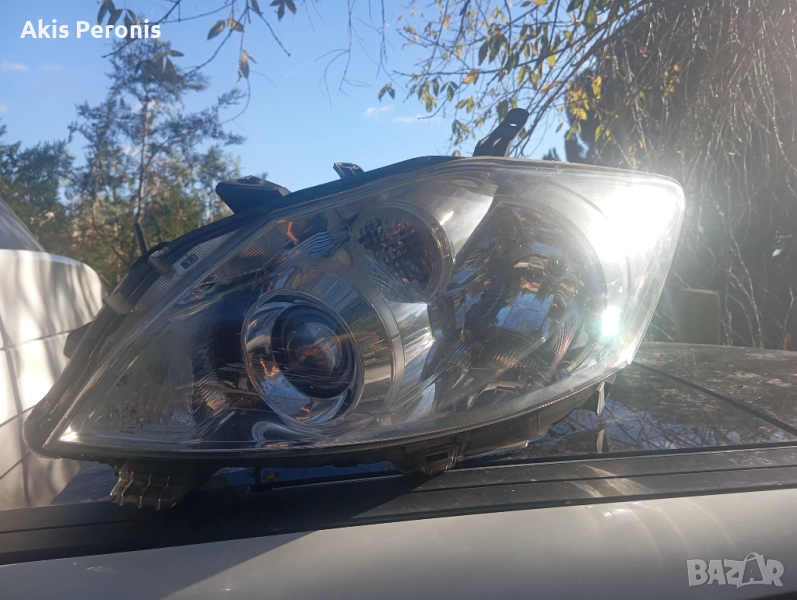Toyota Auris 2010- Facelift Ляв Фар оригинален , снимка 1