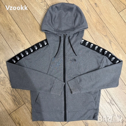 Дамско горнище The North Face Repeat | S размер, снимка 2 - Суичъри - 52871655