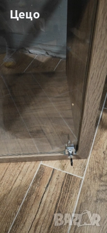 Витрина, шкаф , снимка 2 - Други - 52390901