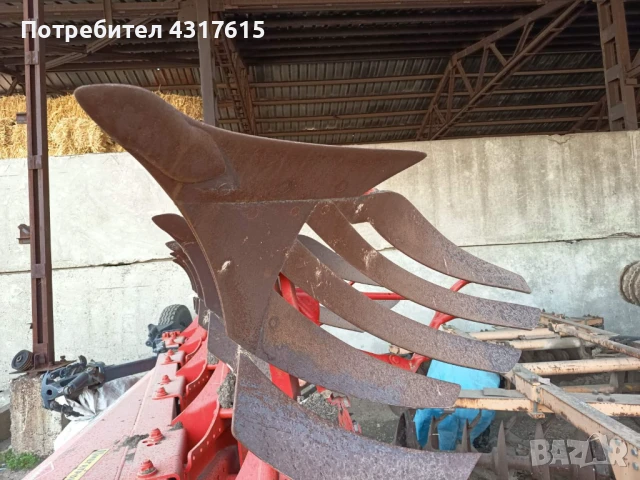 обръщателен плуг Kuhn, снимка 2 - Селскостопанска техника - 51225542