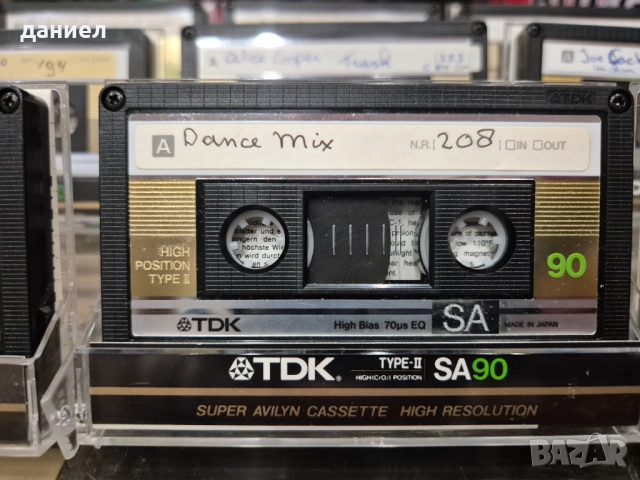 Куфарче с 56 бр. японски аудио касети TDK SA90 "златни" - TYPE II с хубава музика + ПОДАРЪК, снимка 9 - Аудио касети - 52828876
