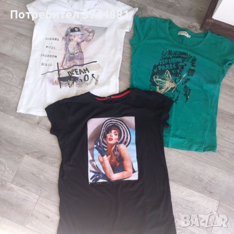 Дамски тениски, снимка 1 - Тениски - 46468023