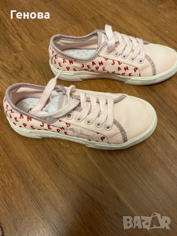 Спортни обувки с букви от английската азбука, снимка 2 - Детски гуменки - 53223943