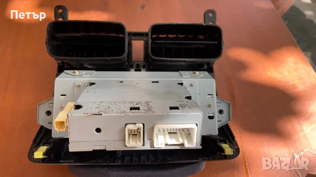 Централна конзола  за Toyota Avensis T25, снимка 9 - Части - 50194594