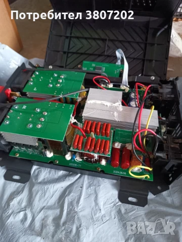 Универсален инвертор чиста синусоида с LCD екран/2 в 1/ DC 12/24v/AUTO/ към AC220v 50Hz-4000W, снимка 11 - Други - 50867174