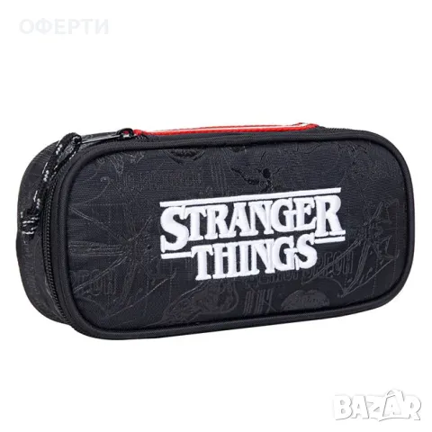 Несесер овален черен Stranger Things 22x10x4см арт No226182, снимка 1 - Раници - 46921411