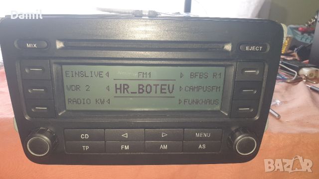 VW Golf Radio CD, снимка 1 - Аксесоари и консумативи - 45880376