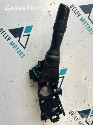 Лостче за фарове и мигачи 0027017F937 за Toyota Yaris P13, 1.0i, 72 ph., 5 sp., engine 1KR-FE