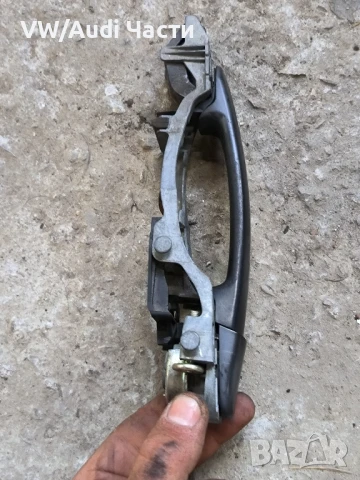 Дръжка за задна дясна врата за Голф 5 Пасат Джета VW Golf 5 Passat Touran Jetta Caddy 1Z0839885