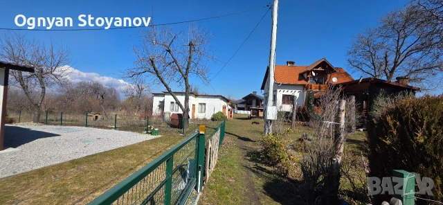 Продавам къща с парцел до Боровец, снимка 4 - Къщи - 53804199