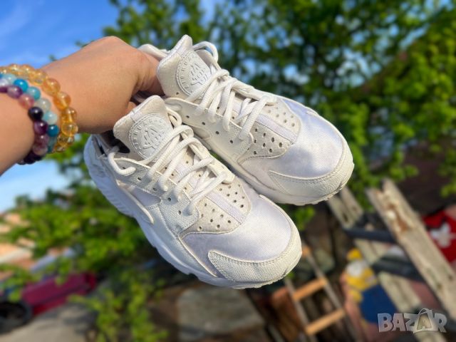 Nike Air Huarache Run White — номер 36.5, снимка 3 - Маратонки - 45275730