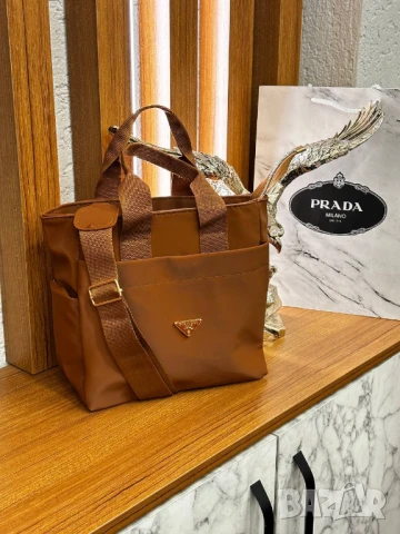 чанти prada, снимка 2 - Чанти - 51410468