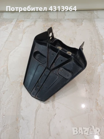 Заден калник оригинален за Honda cbr1000rr, снимка 3 - Части - 50999100