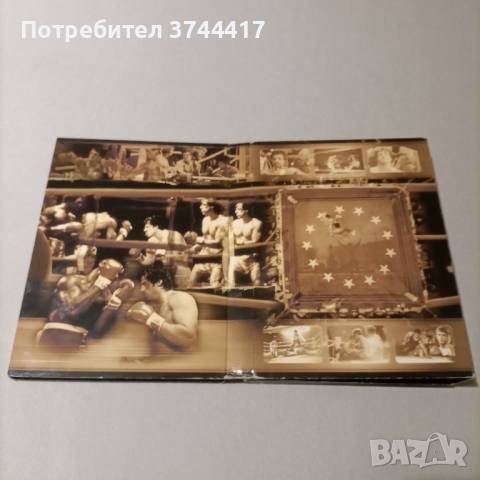 УНИВЕРСАЛНО СПЕЦИАЛНО ИЗДАНИЕ СИЛВЕСТЪР СТАЛОУН АНТОЛОГИЯ НА ROCKY ОТ 5 DVD БЕЗ БГ СУБТИТРИ , снимка 13 - DVD филми - 45041216