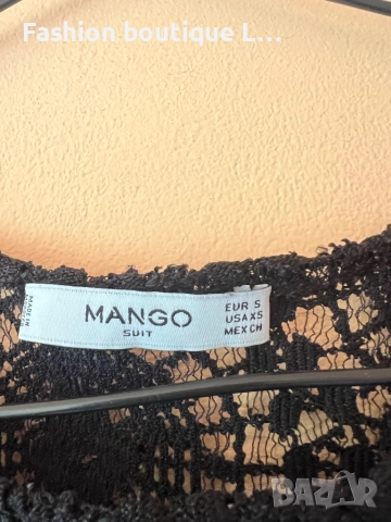 Черна дантелена блуза тип тениска S размер на марката Mango 🖤, снимка 3 - Тениски - 51809761