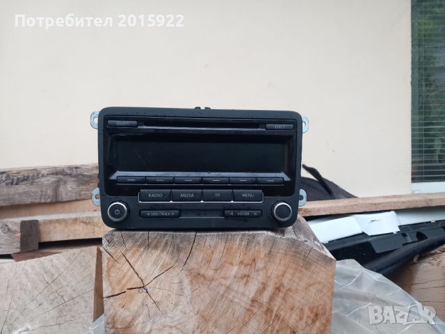 Оригинално сд-MP3 за vw Golf.6.polo.passat.T6.Transporter.Golf.plus.5M0 035 186 J.., снимка 2 - Аксесоари и консумативи - 45656834