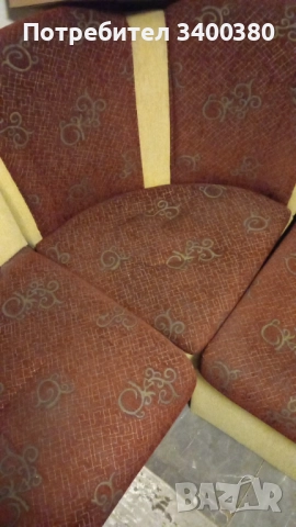 Ъглова Пейка Много Запазена , снимка 5 - Дивани и мека мебел - 52684511