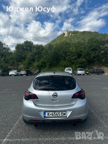 Opel Astra J, снимка 4 - Автомобили и джипове - 47540012
