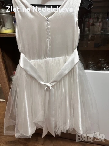 Бяла рокля за 6-7 години, снимка 3 - Детски рокли и поли - 50894982