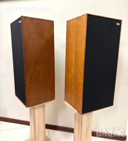 🔉Винтидж трилентови букшелф тонколони AKAI ST-301 - 50W - 8 ома - 1973г.🔉, снимка 2 - Тонколони - 53077574