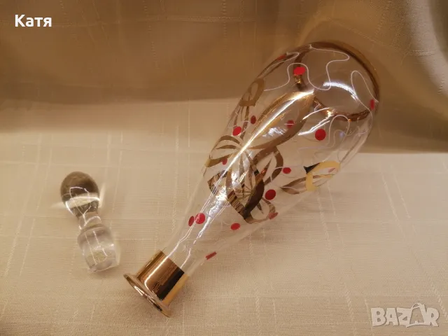 Стара стъклена гарафа, снимка 3 - Антикварни и старинни предмети - 50368357