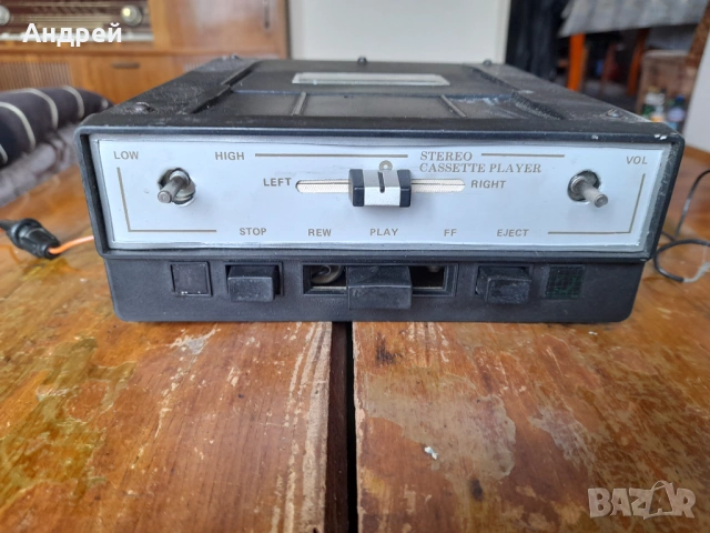 Стар Авомобилен касетофон, снимка 2 - Други ценни предмети - 54114263