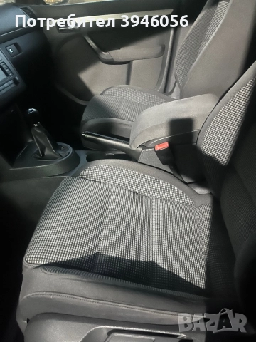 Фолксваген Туаран 2.0ТДИ , снимка 8 - Автомобили и джипове - 52887902