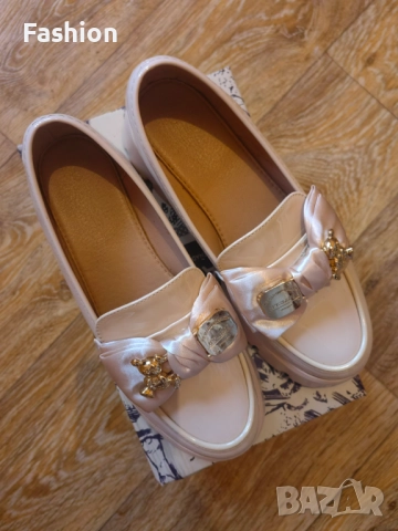 Дамски мокасини