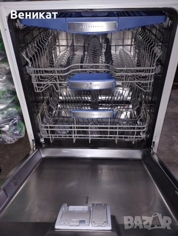 Bosch 60см. съдомиялна за вграждане , снимка 2 - Съдомиялни - 52854636