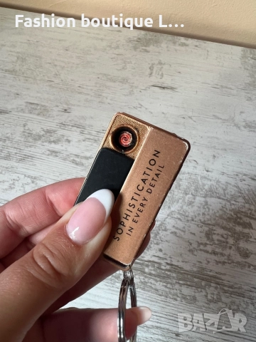 Електронна запалка с фенерче и загряващ се реотан + ринг за закачане на ключове и се зарежда с usb🔥, снимка 3 - Запалки - 52412183