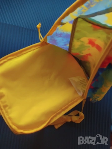 Детска  многоцветна раница, снимка 3 - Кенгура и ранички - 53663729
