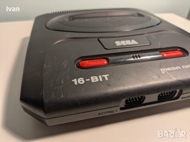 Оригинална конзола Sega Mega Drive 2 - само козола, снимка 4 - Други игри и конзоли - 53750701