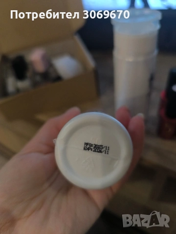 комплект за маникюр , снимка 6 - Продукти за маникюр - 53651390