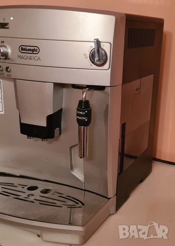 Кафемашина кафе автомат Delonghi MAGNIFICA работи перфектно, снимка 5 - Кафемашини - 52898823