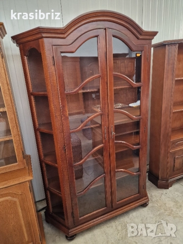 Масивна Витрина внос от Германия , снимка 3 - Секции и витрини - 52479972