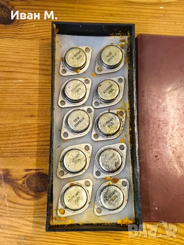 комплект 10 броя транзистори КТ808БМ от 1985 година , снимка 4 - Друга електроника - 52197647