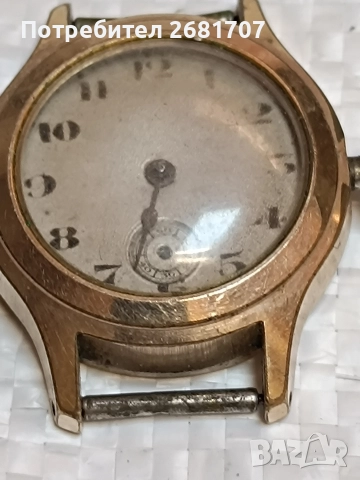 позлатен дамски часовник 