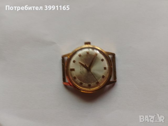 Часовник Ракета за колекционери. Идеална позлата., снимка 1 - Антикварни и старинни предмети - 45469689