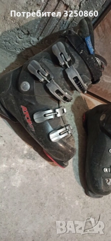 ски обувки атомик