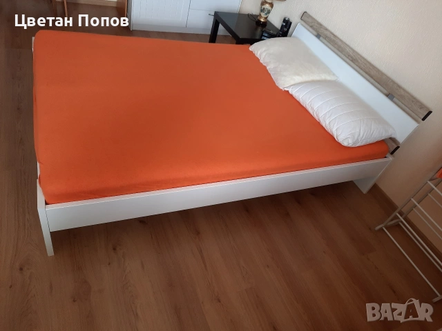 Продавам спалня 140/200, снимка 2 - Спални и легла - 54183056