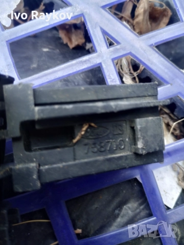 Лостче аудио управление Ford Focus II , 758710, снимка 3 - Части - 51882137