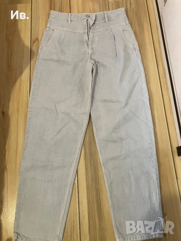 Дънки с висока талия на Зара