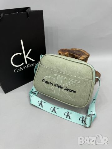 дамски чанти Calvin Klein , снимка 12 - Чанти - 46814172