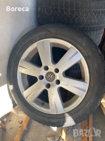 Гуми с джанти VW, снимка 2 - Гуми и джанти - 52313643
