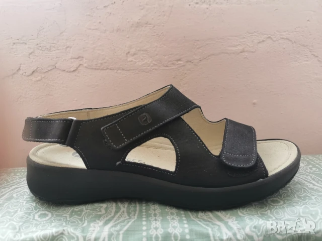 Сандали за широк крак