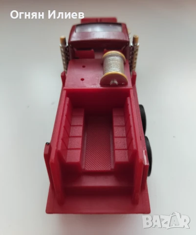 Стара пожарна кола играчка, соцпроизводство, завод Мир , снимка 4 - Други ценни предмети - 50968479