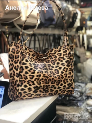 Класическа дамска чанта , снимка 8 - Чанти - 51406293