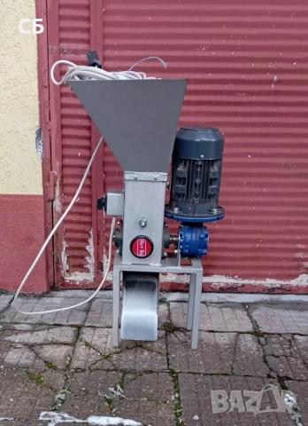 Машина за чупене на орехи, лешници, кайсиеви ядки, бадеми на трифазен ток, снимка 3 - Градинска техника - 53106674